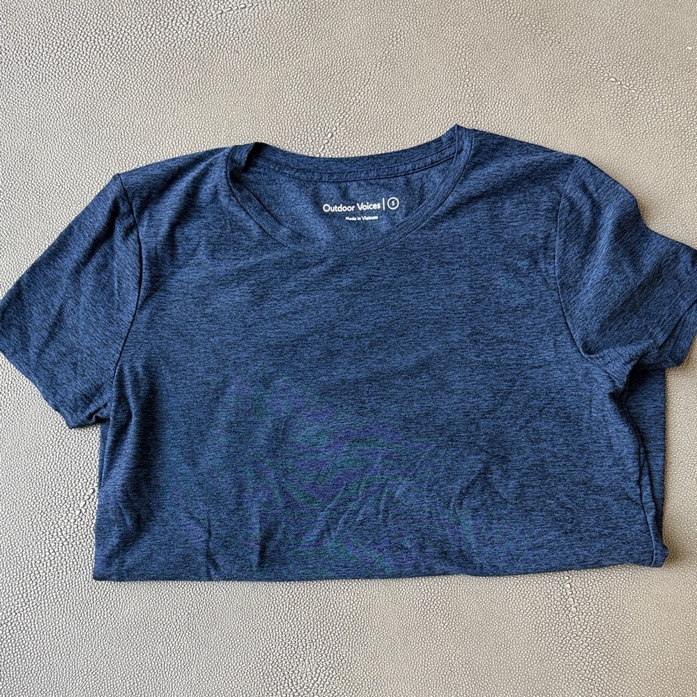 Outdoor Voices Women’s Heathered Navy Tee